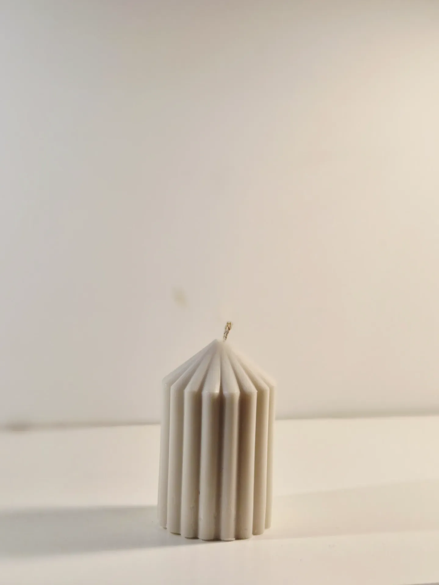 [WT-50-VS] Wax Temple ⌀50 mm 'Aksominės Kibirkštys'